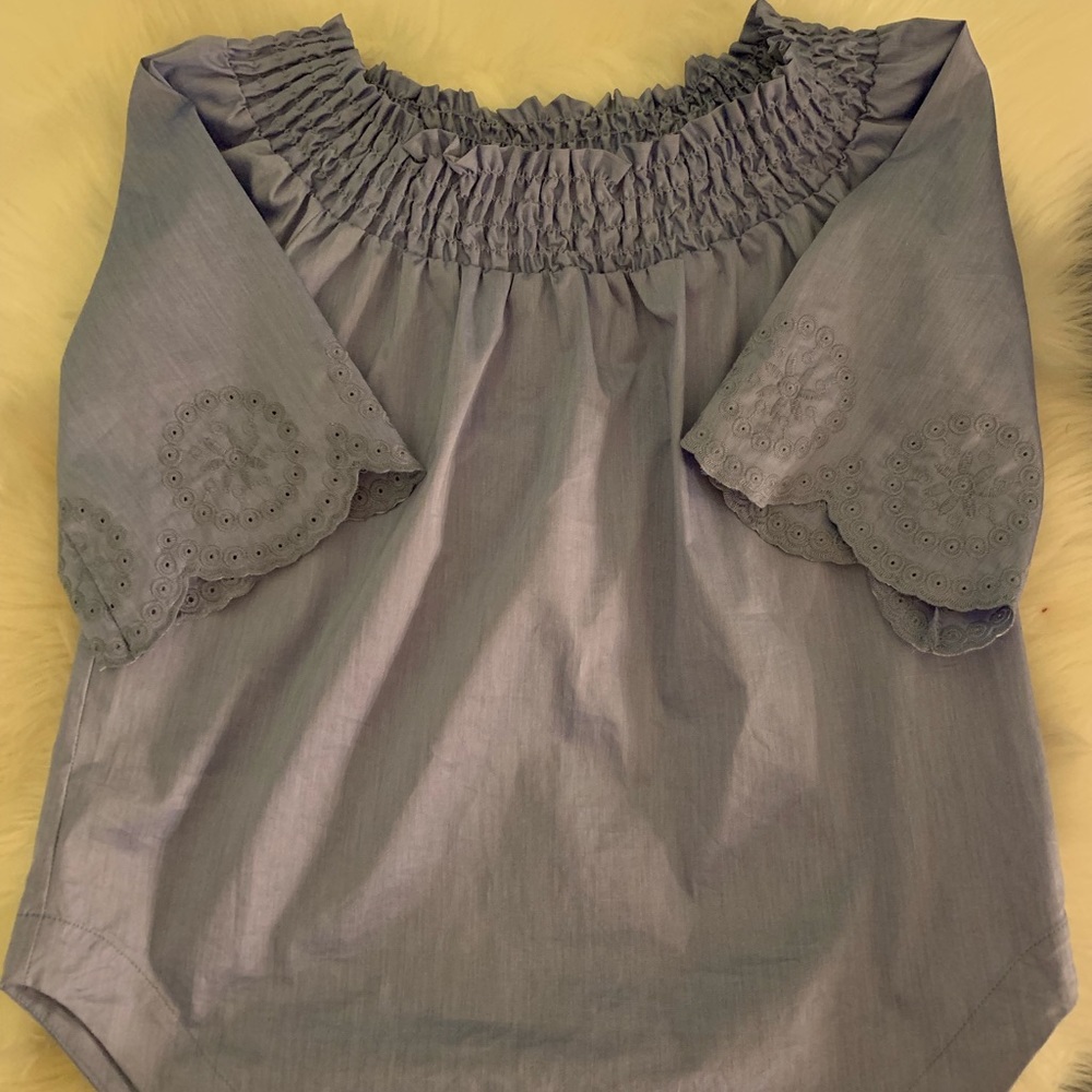 NY&C off shoulder shirt